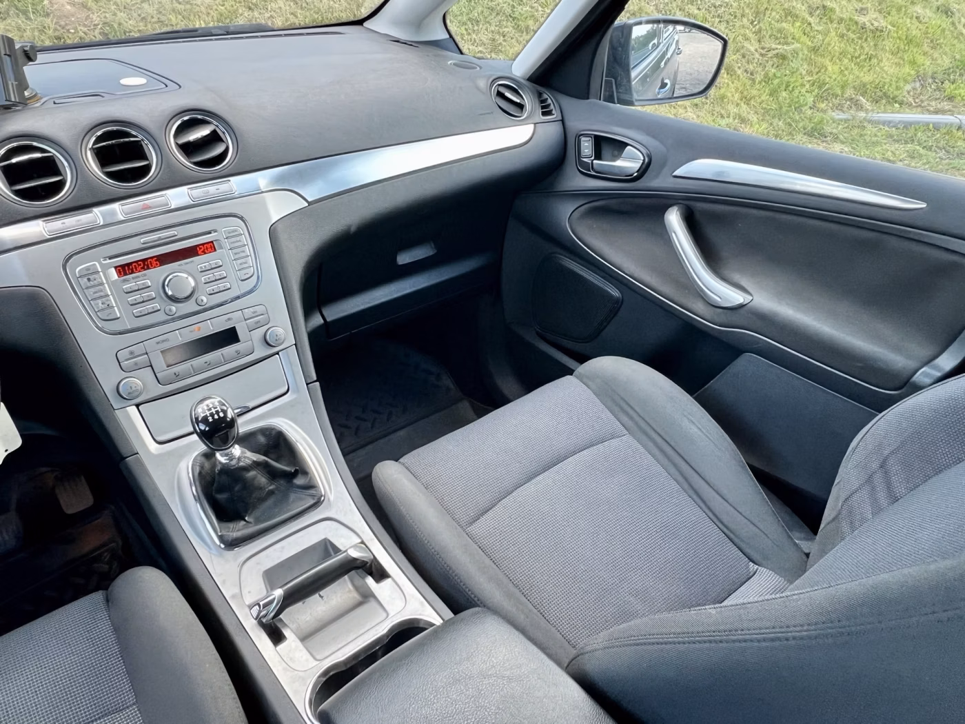 Ford S-MAX фото 16