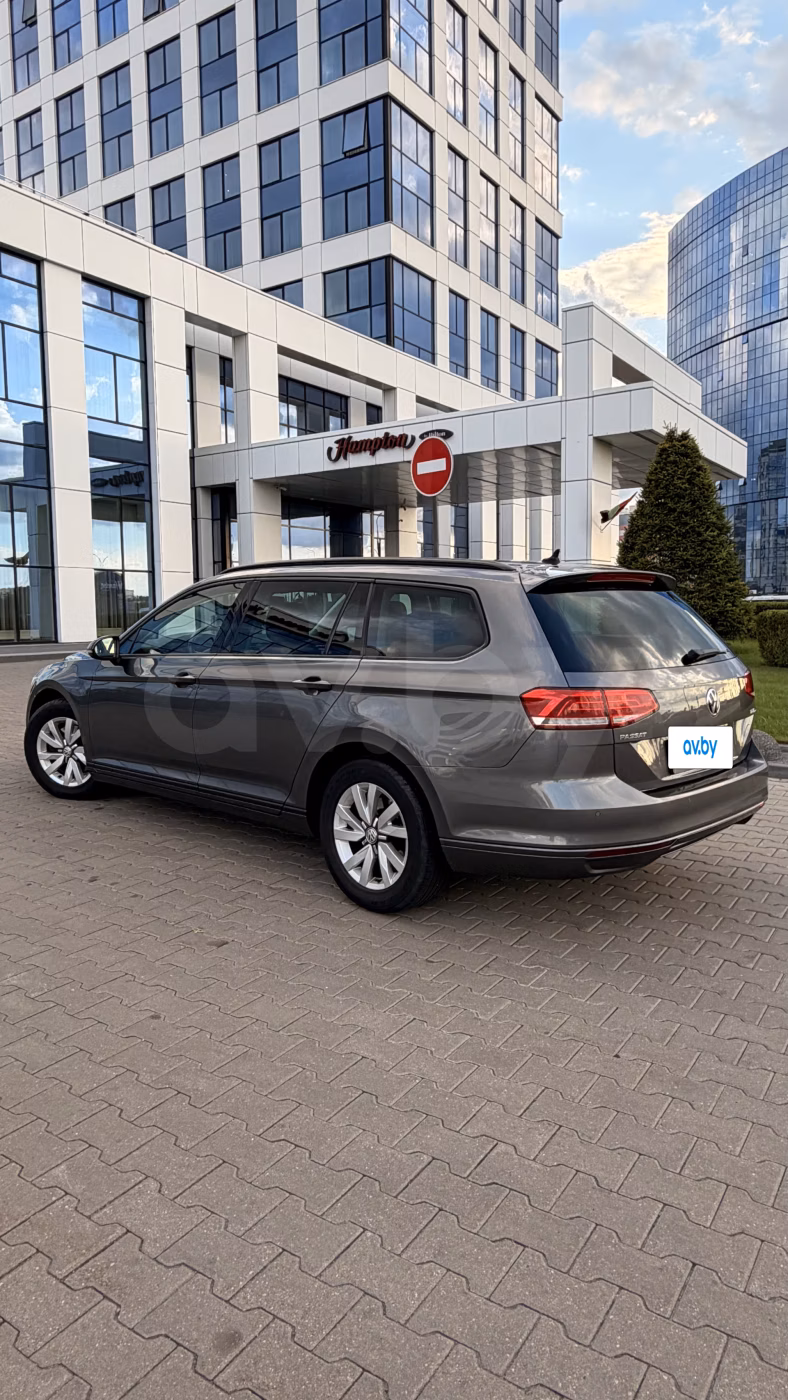 Volkswagen Passat фото 5