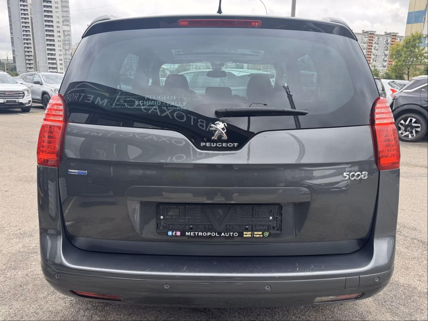Peugeot 5008 фото 6