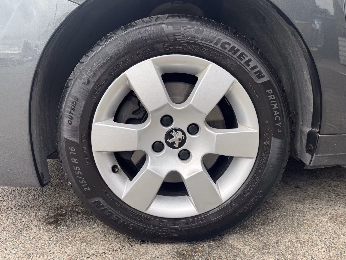 Peugeot 5008 фото 30