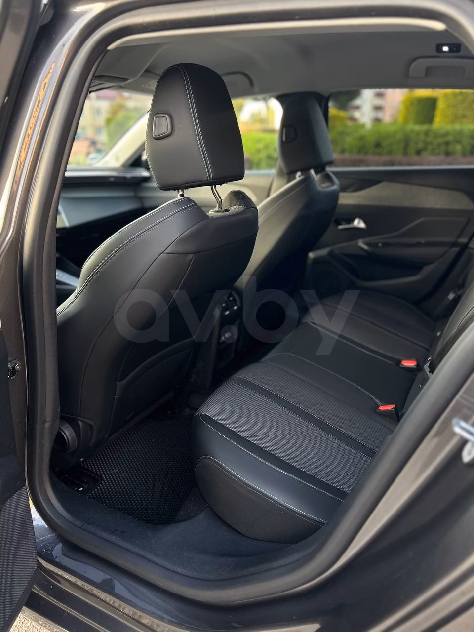 Peugeot 308 фото 7