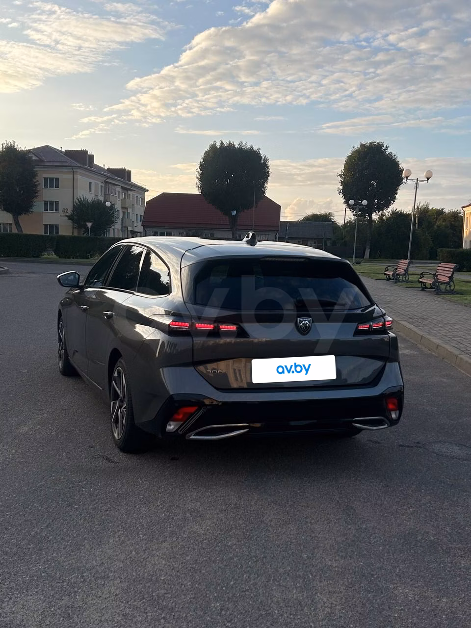 Peugeot 308 фото 4