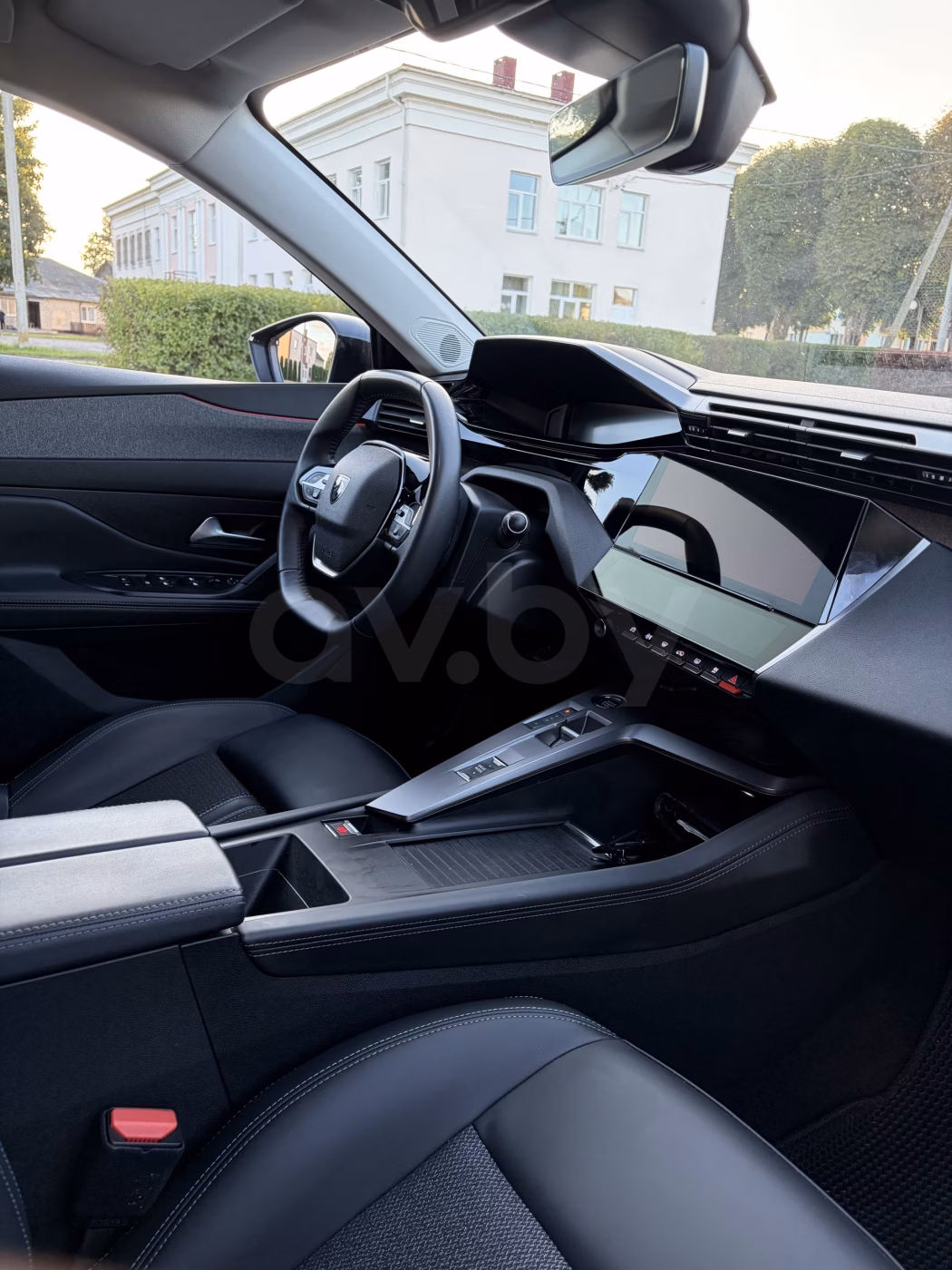 Peugeot 308 фото 11