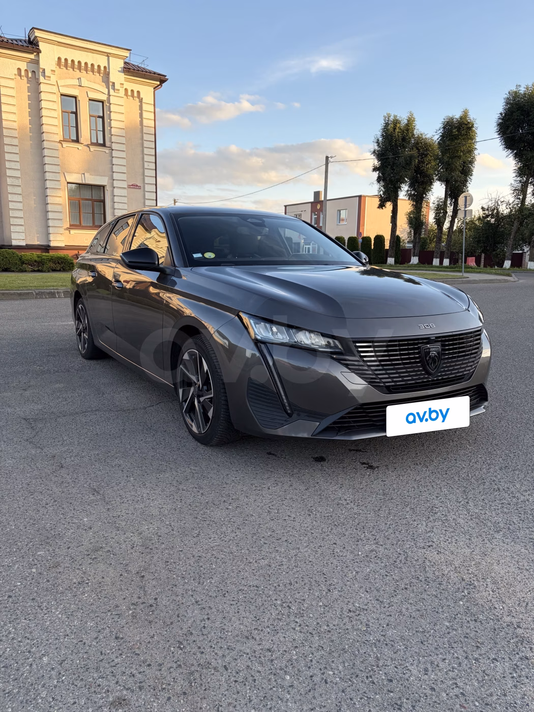 Peugeot 308 фото 3