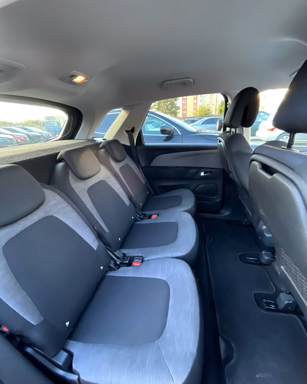 Citroen C4 Spacetourer фото 11