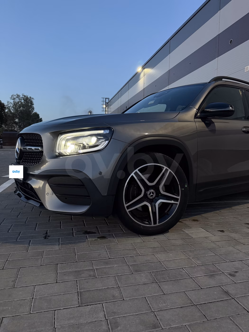 Mercedes-Benz GLB фото 5