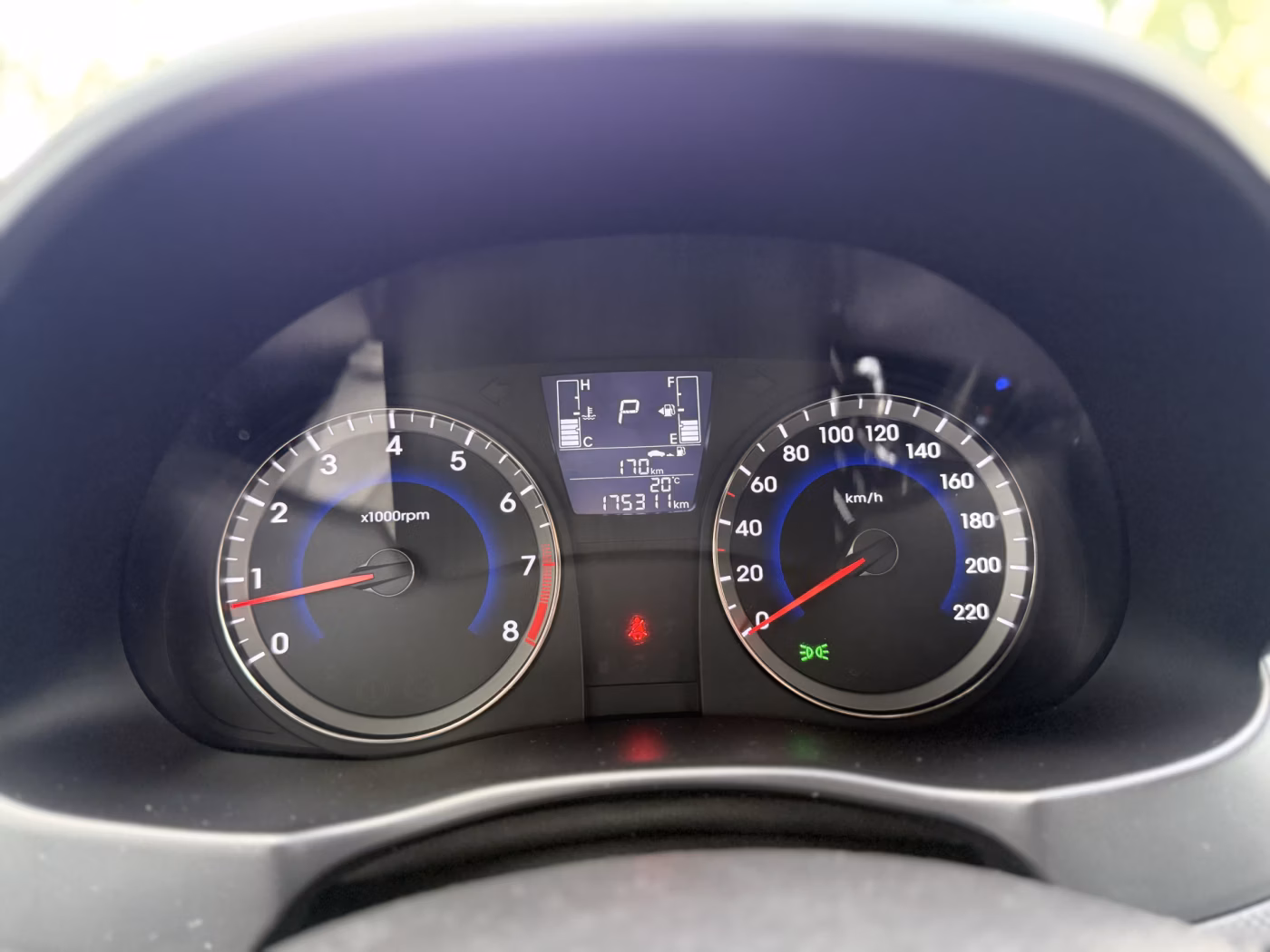 Hyundai Solaris фото 11