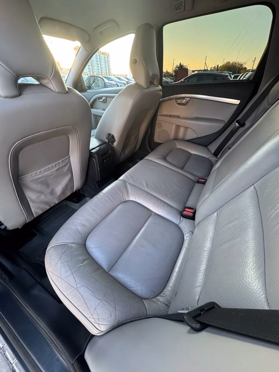 Volvo V70 фото 9