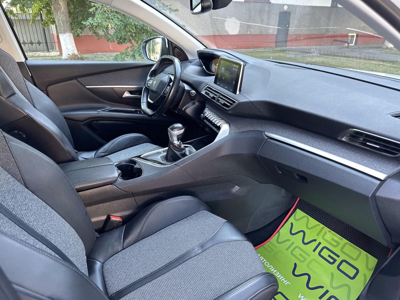 Peugeot 3008 фото 10