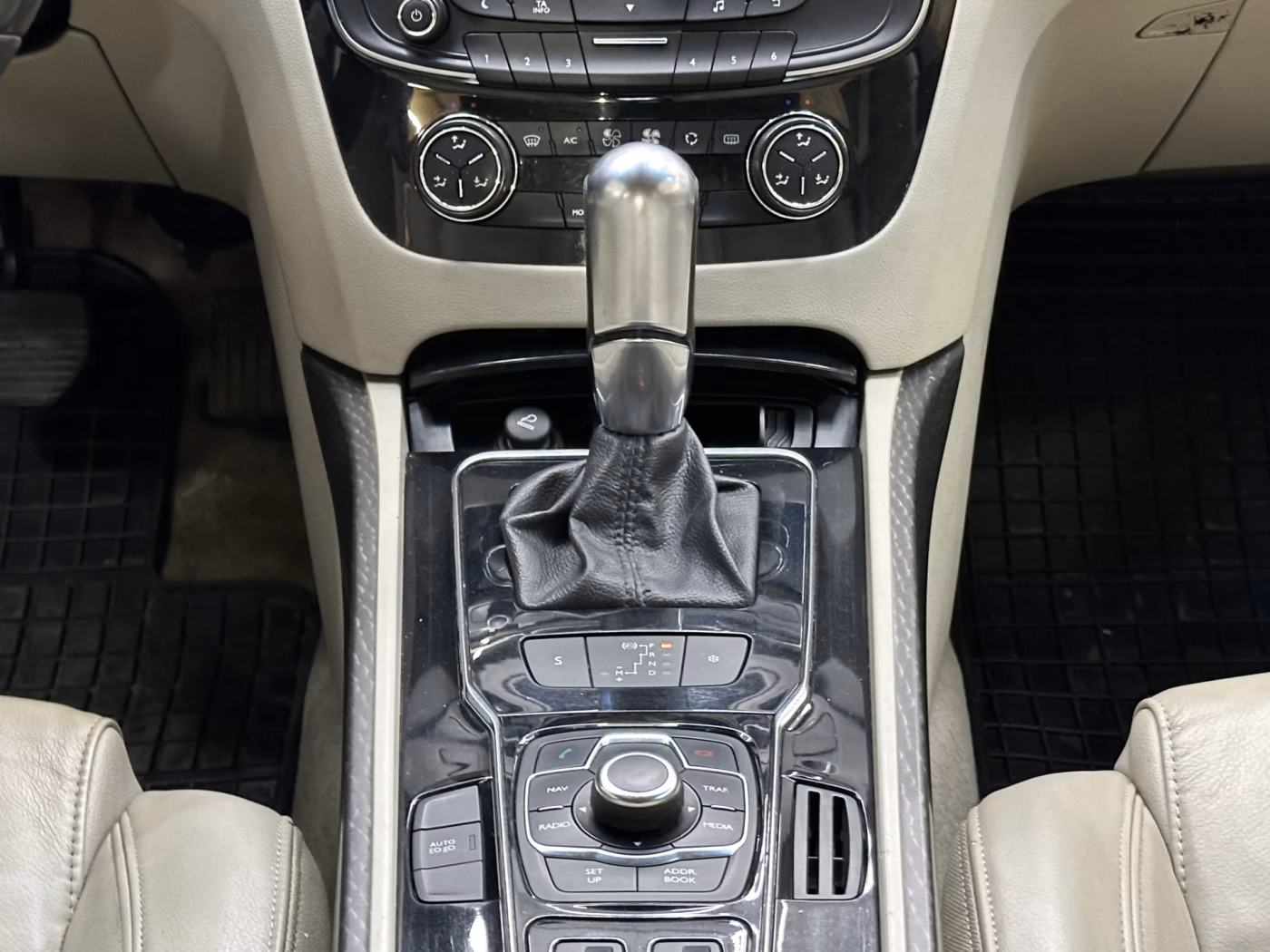 Peugeot 508 фото 19