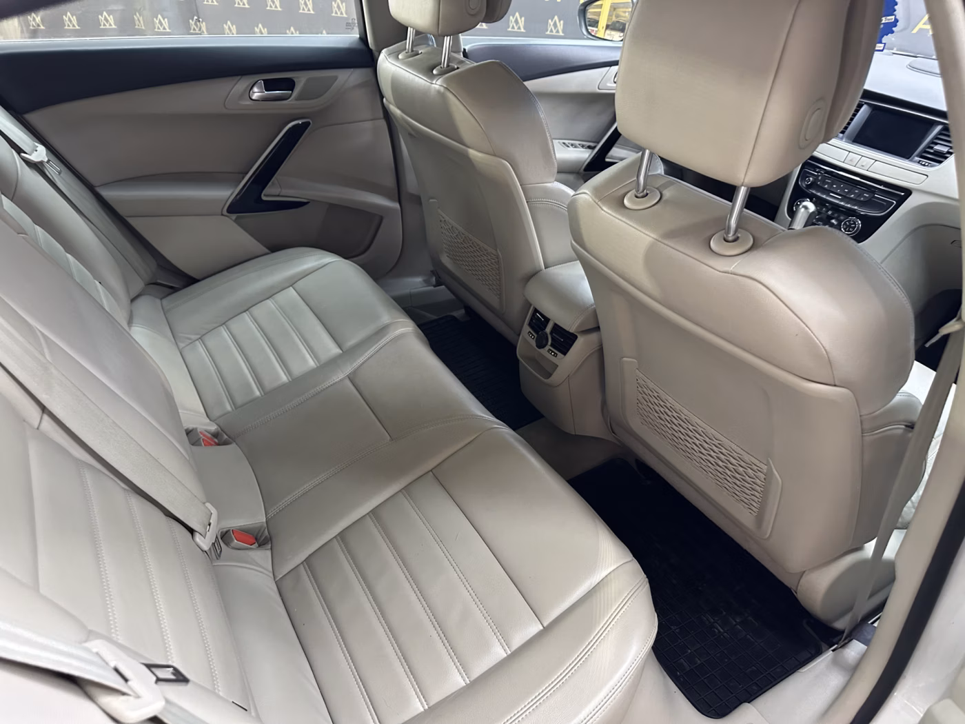Peugeot 508 фото 26