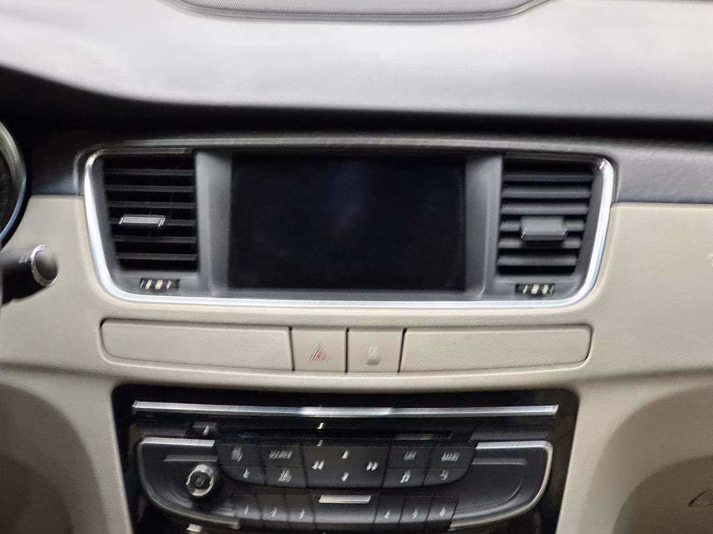Peugeot 508 фото 15
