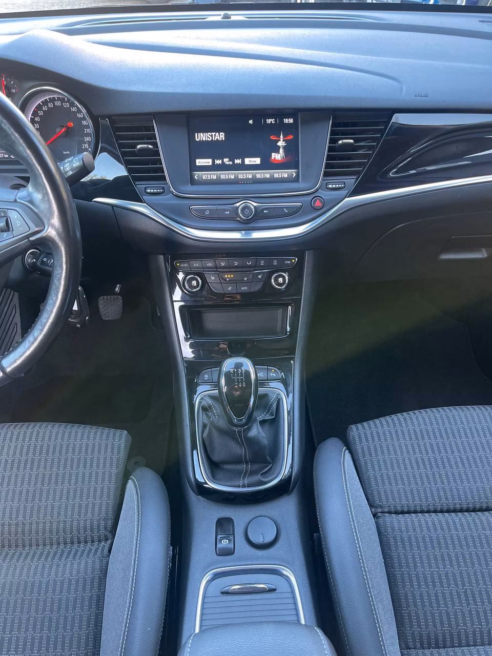 Opel Astra фото 16