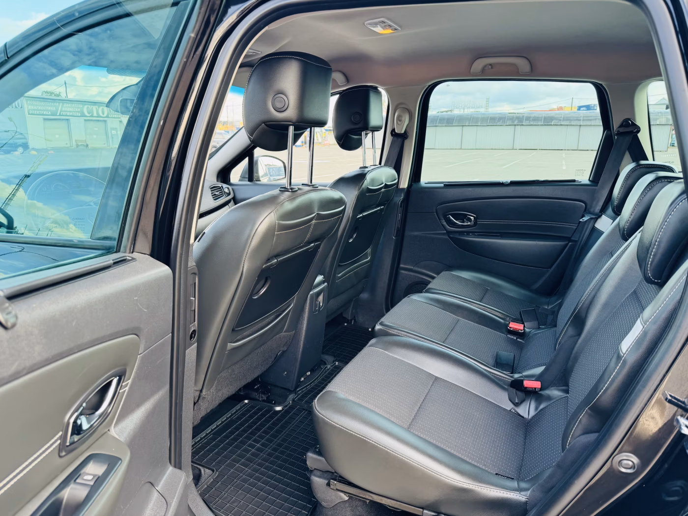 Renault Grand Scenic фото 6