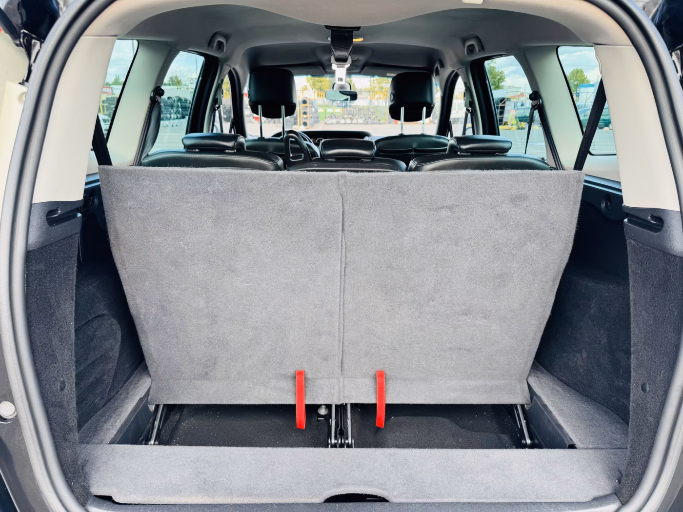 Renault Grand Scenic фото 9