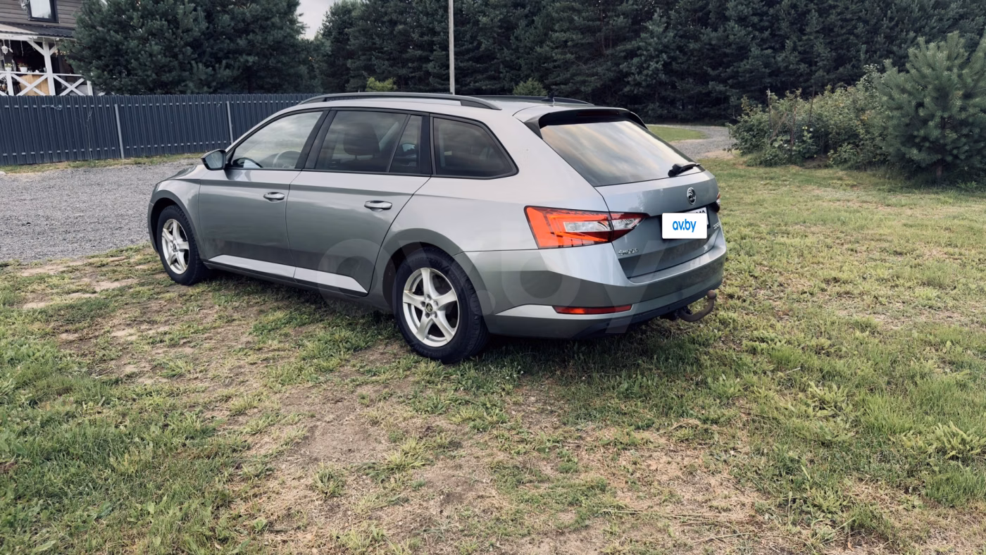 Skoda Superb фото 13