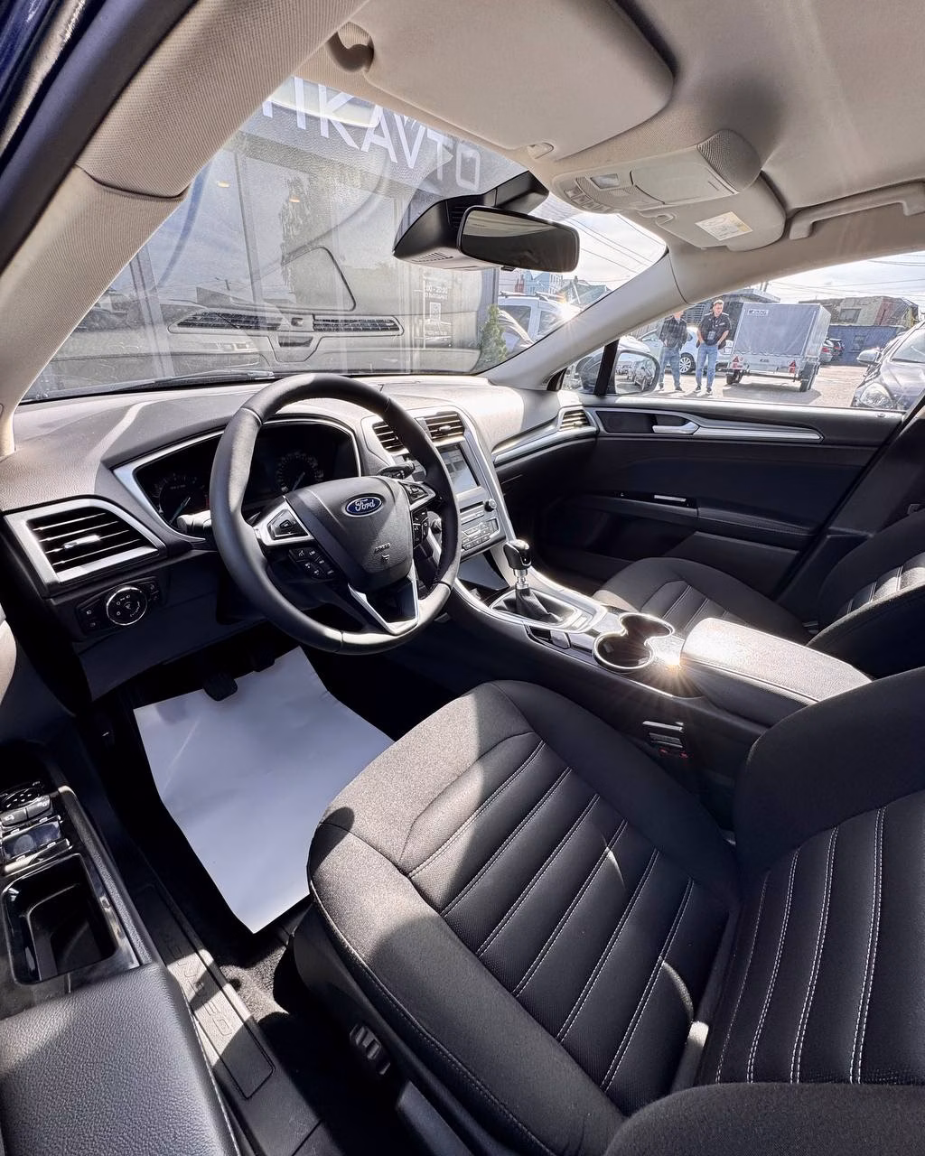 Ford Mondeo фото 8