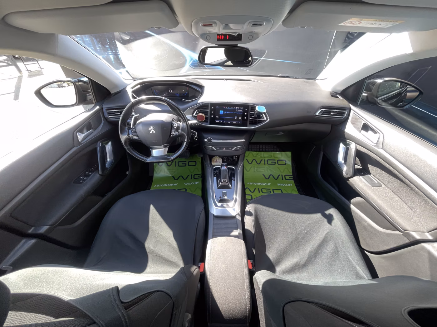 Peugeot 308 фото 14