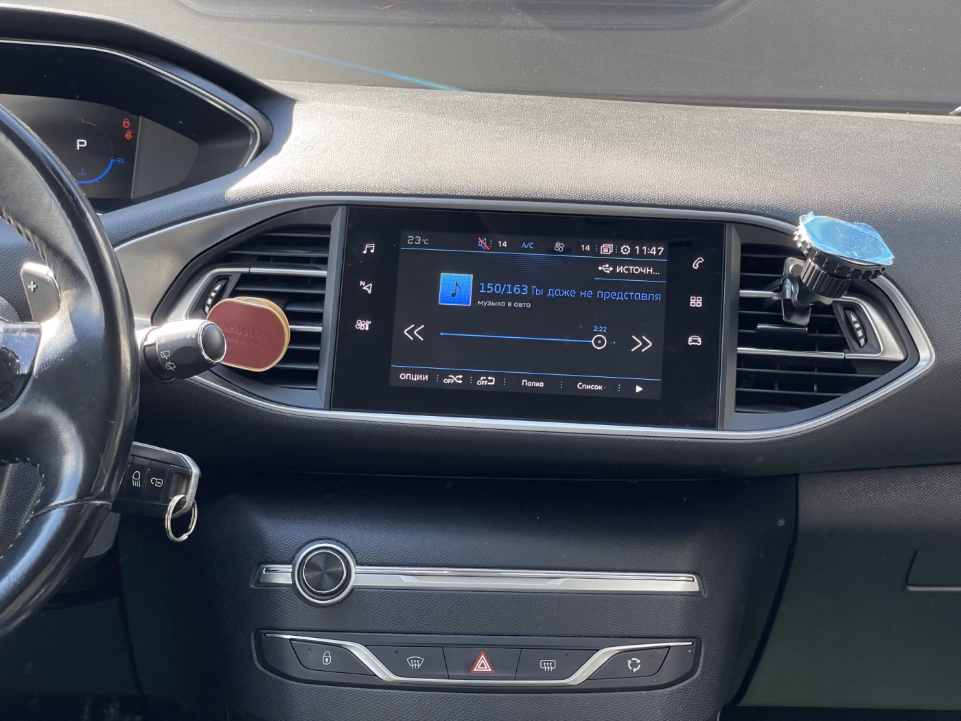 Peugeot 308 фото 19