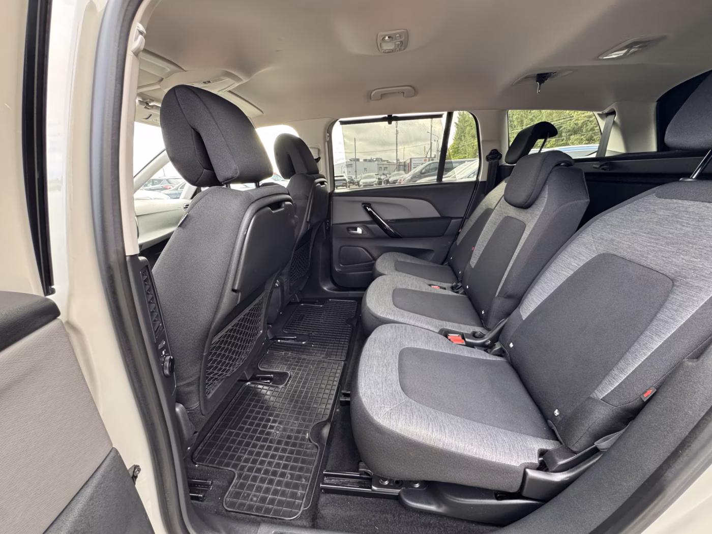 Citroen C4 Grand Picasso фото 11