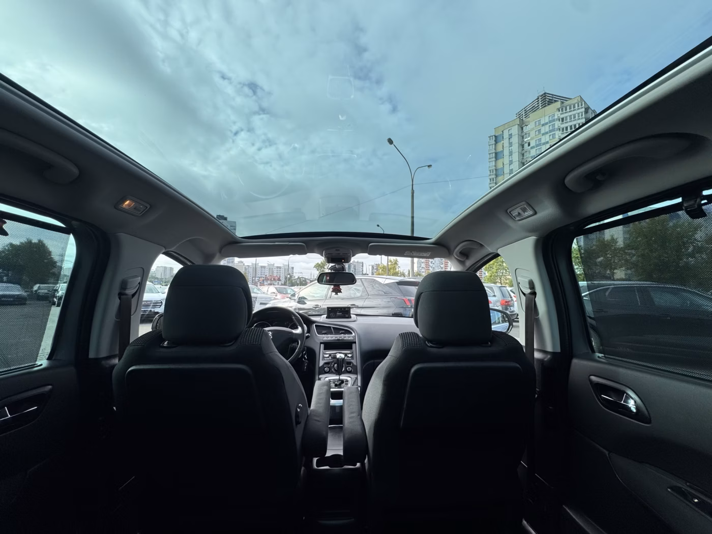 Peugeot 5008 фото 29