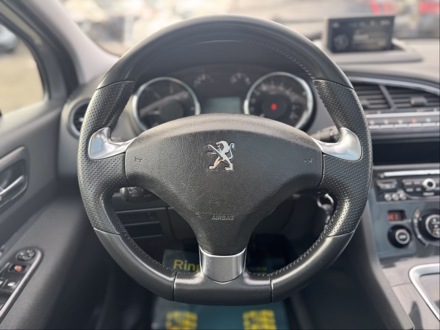 Peugeot 5008 фото 23