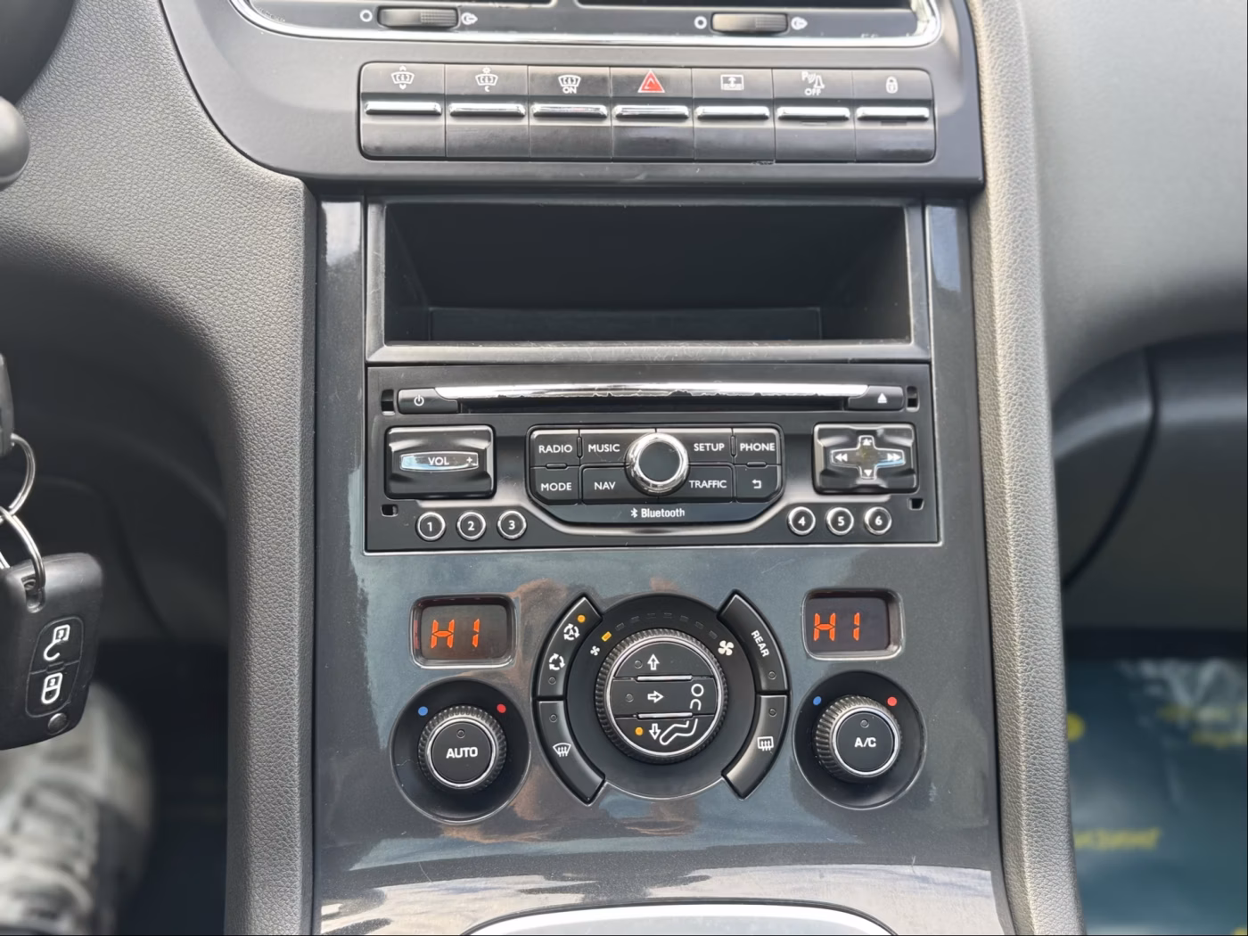 Peugeot 5008 фото 27