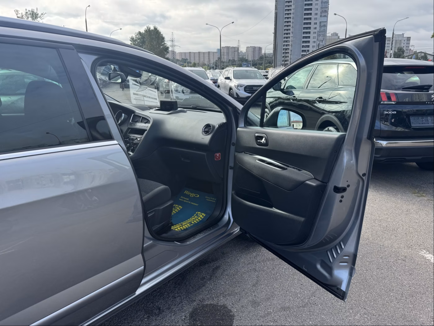Peugeot 5008 фото 16