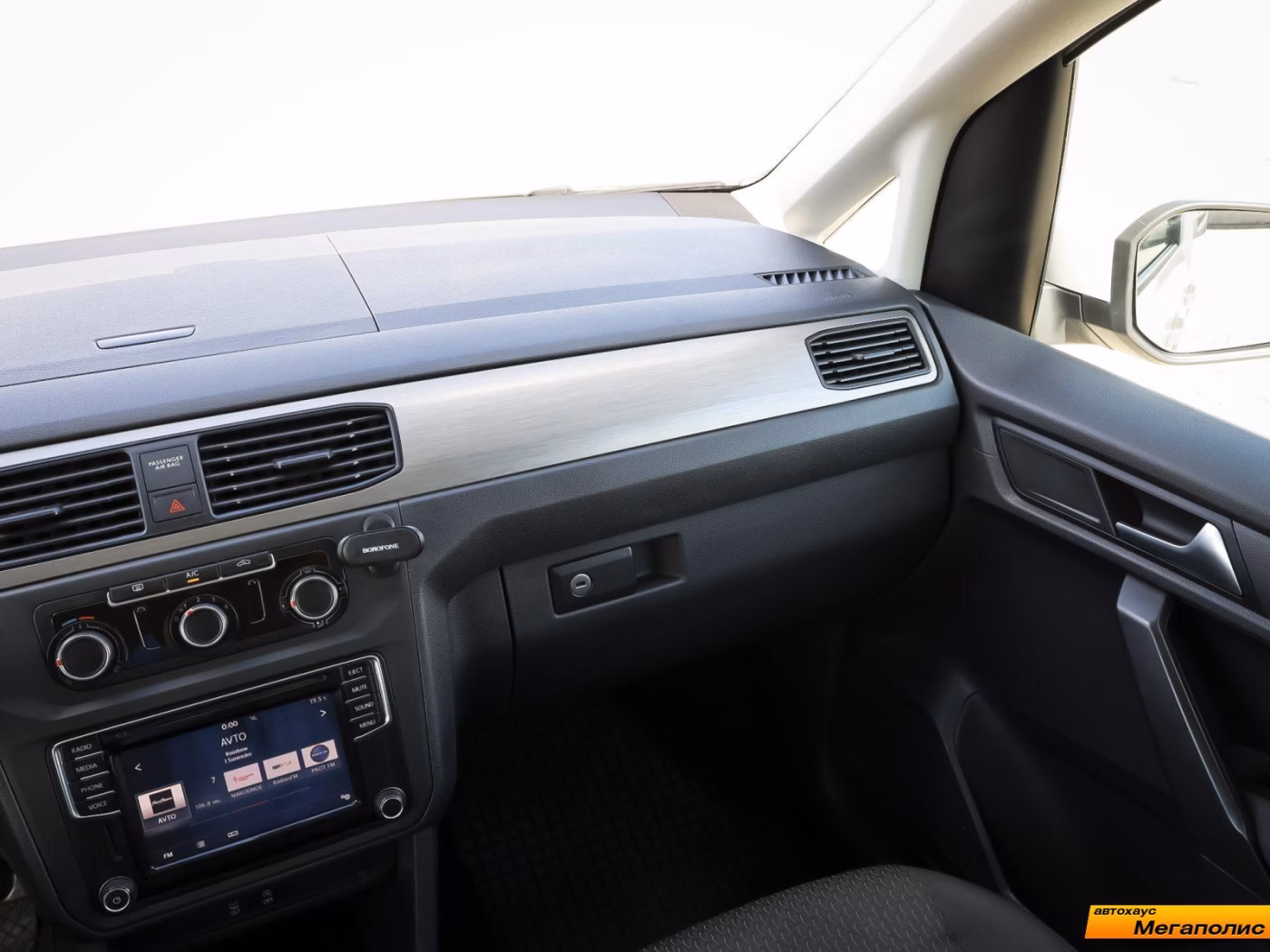 Volkswagen Caddy фото 8