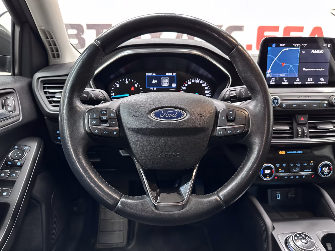 Ford Focus фото 10