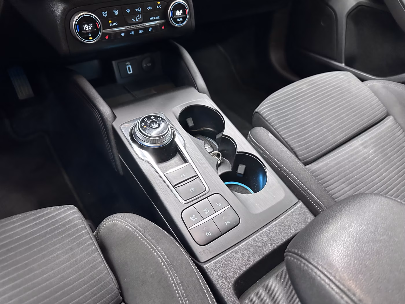 Ford Focus фото 12
