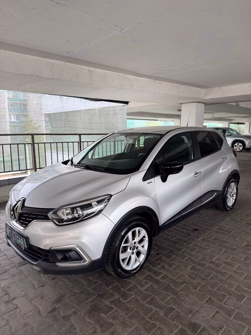 Renault Captur фото 2