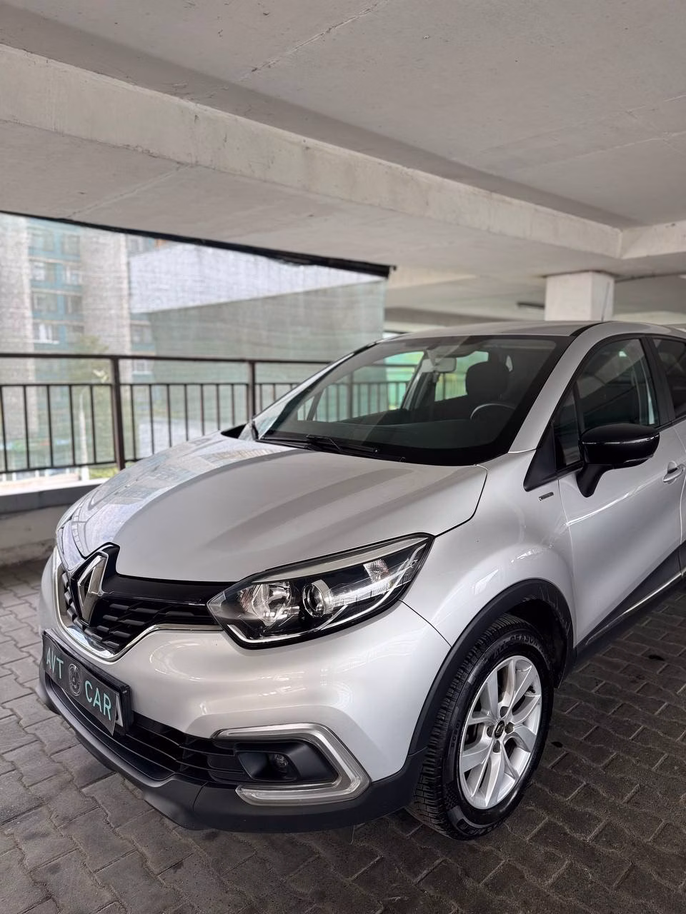 Renault Captur фото 3