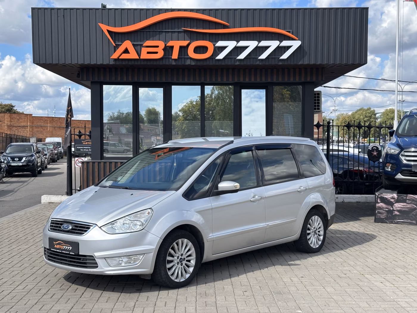 Ford Galaxy фото 5