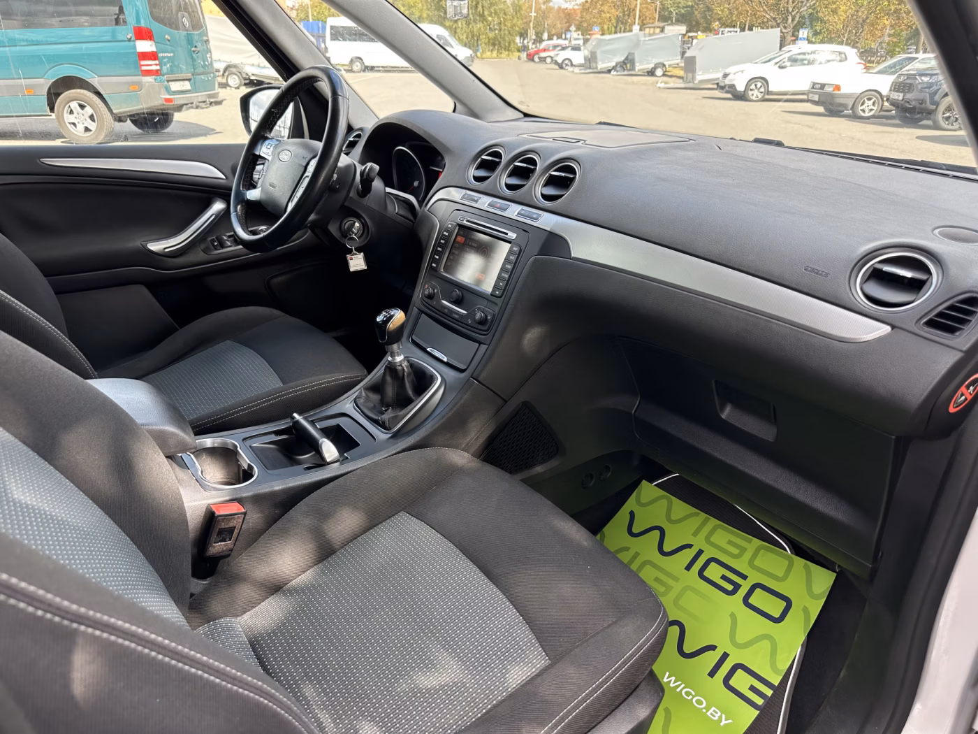 Ford Galaxy фото 12