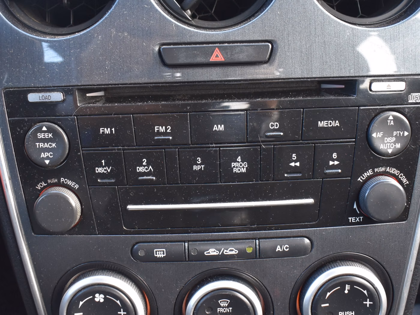 Mazda 6 фото 15