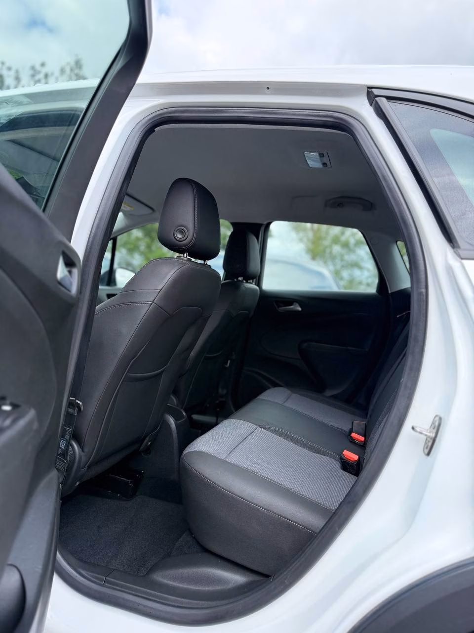 Opel Crossland X фото 8