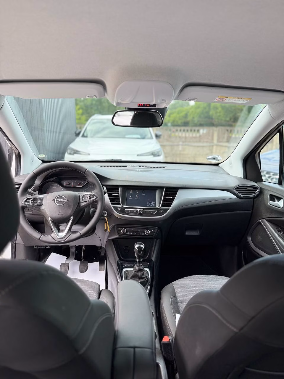 Opel Crossland X фото 10