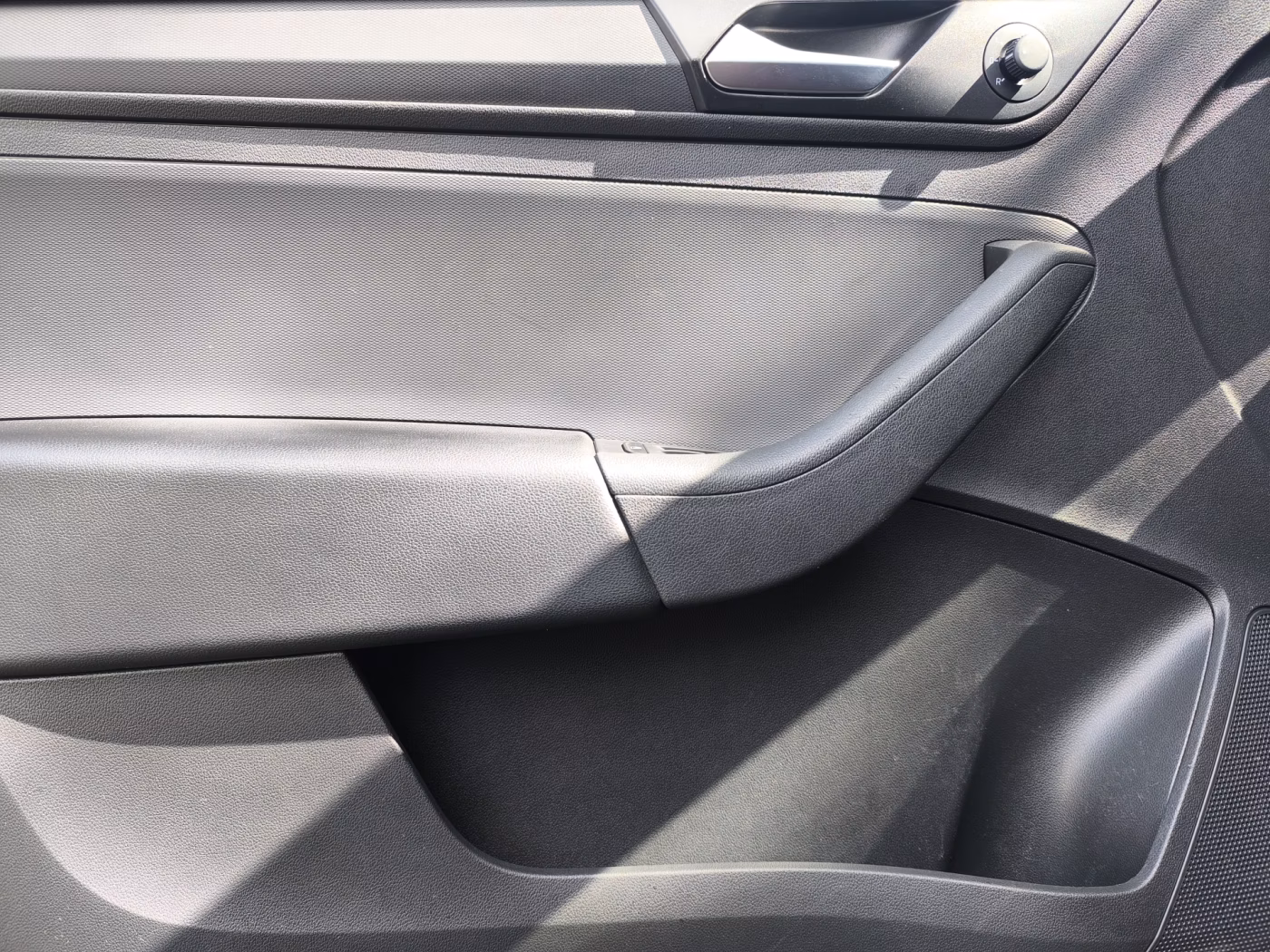 Volkswagen Polo Sedan фото 7