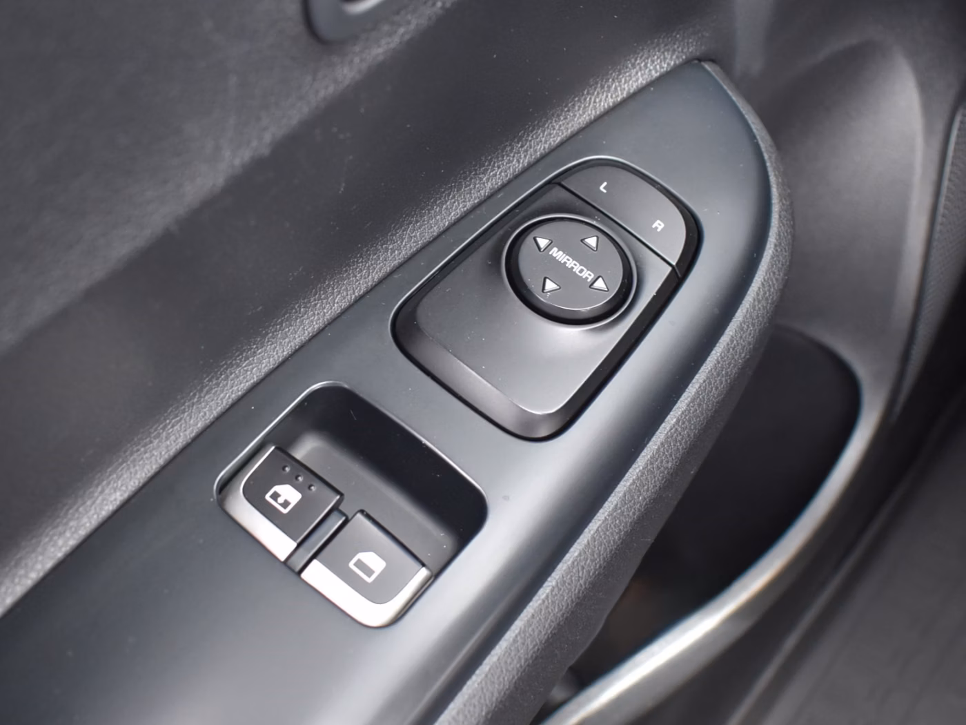 Kia Rio фото 12