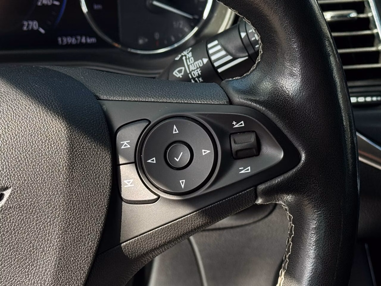 Opel Astra фото 15
