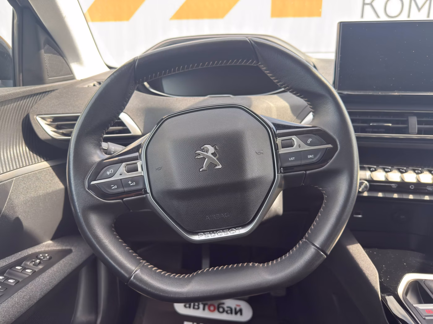 Peugeot 3008 фото 11