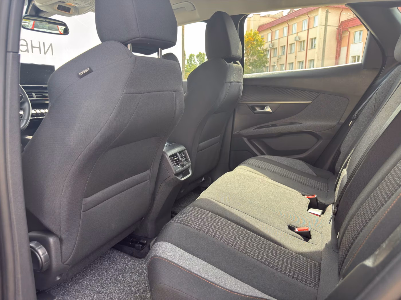 Peugeot 3008 фото 8
