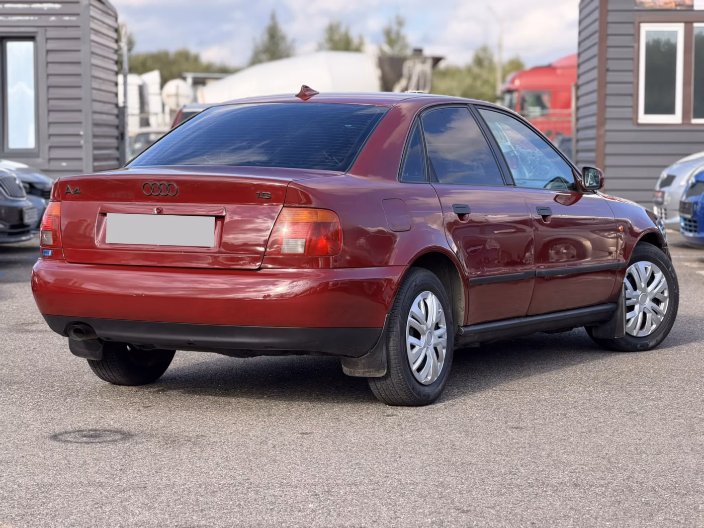 Audi A4 фото 4