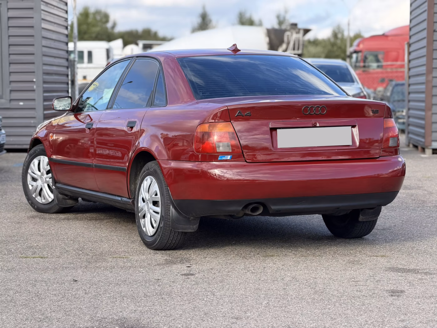Audi A4 фото 2