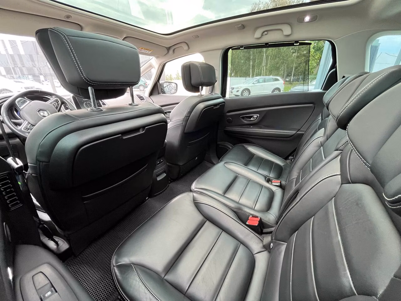 Renault Scenic фото 10