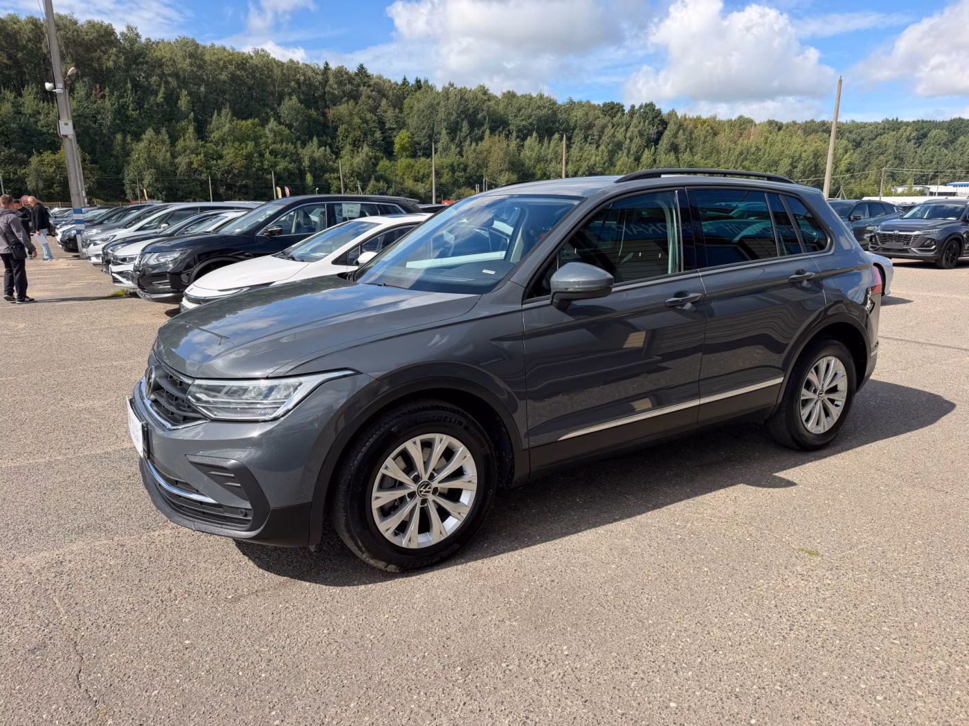 Volkswagen Tiguan фото 3