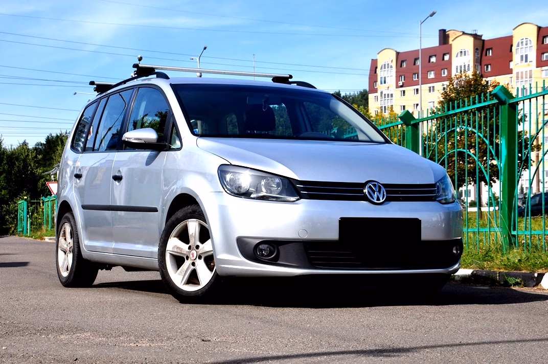 Volkswagen Touran фото 2