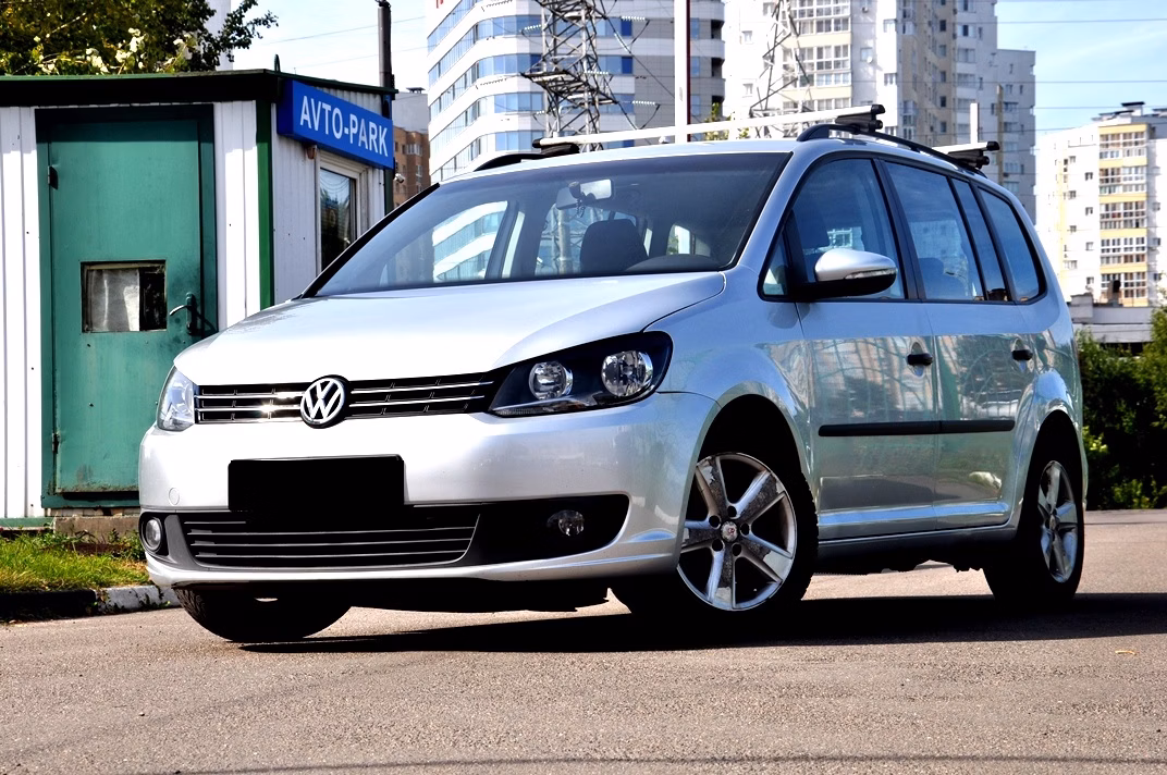 Volkswagen Touran фото 3
