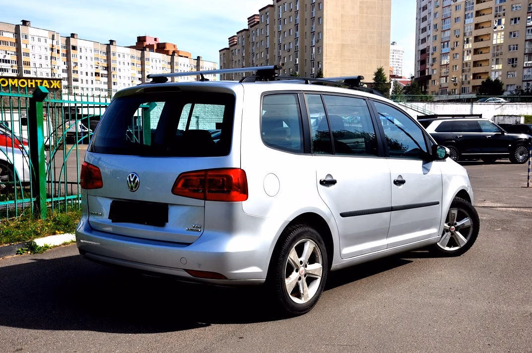 Volkswagen Touran фото 5